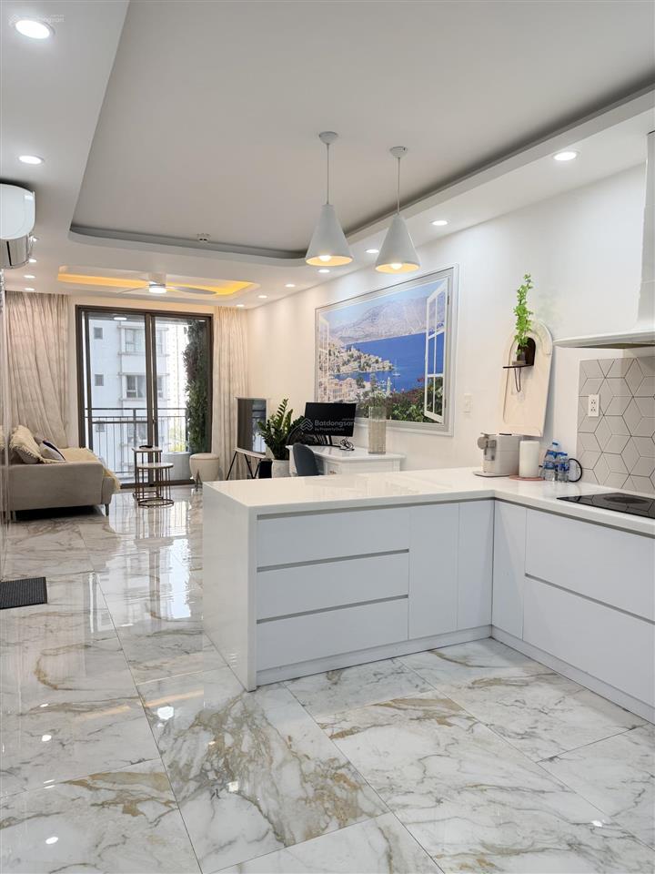 Bán căn hộ 2pn cao cấp, thoáng mát tại saigon south residences