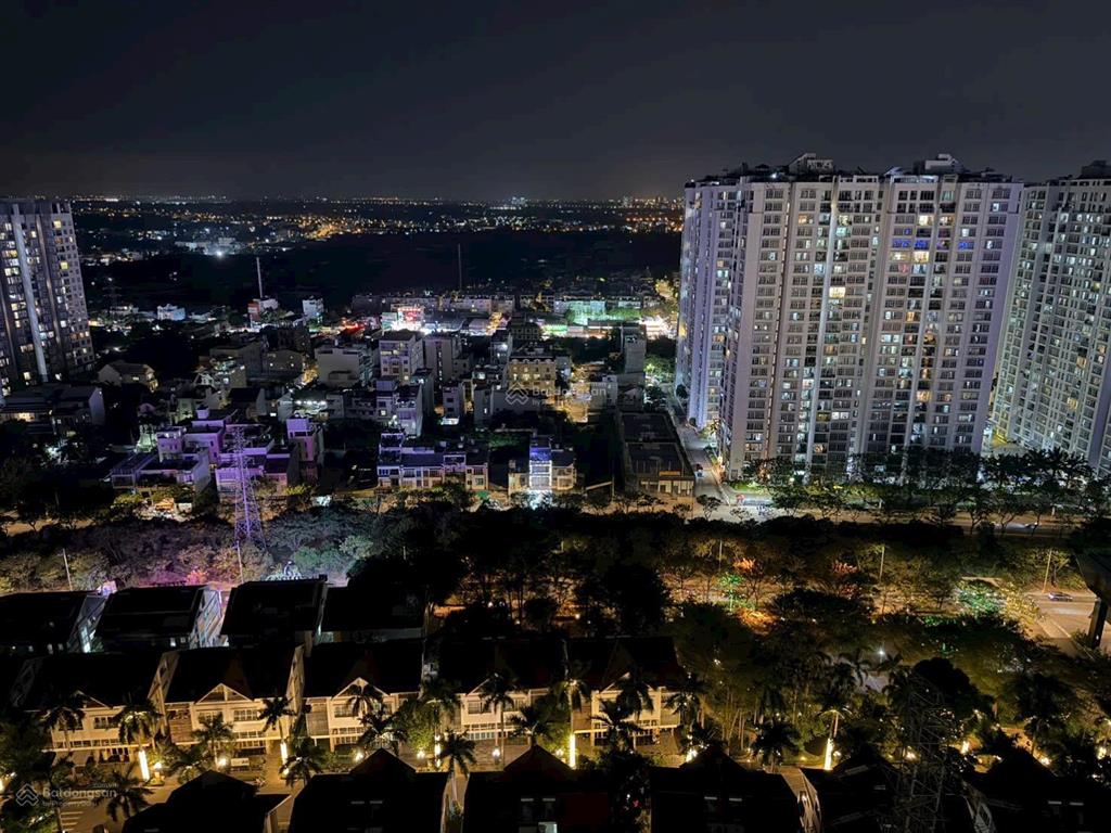 Hot  bán căn nhà đẹp, giá tốt đợi khách chốt, chỉ 5,5 tỷ saigon south residences