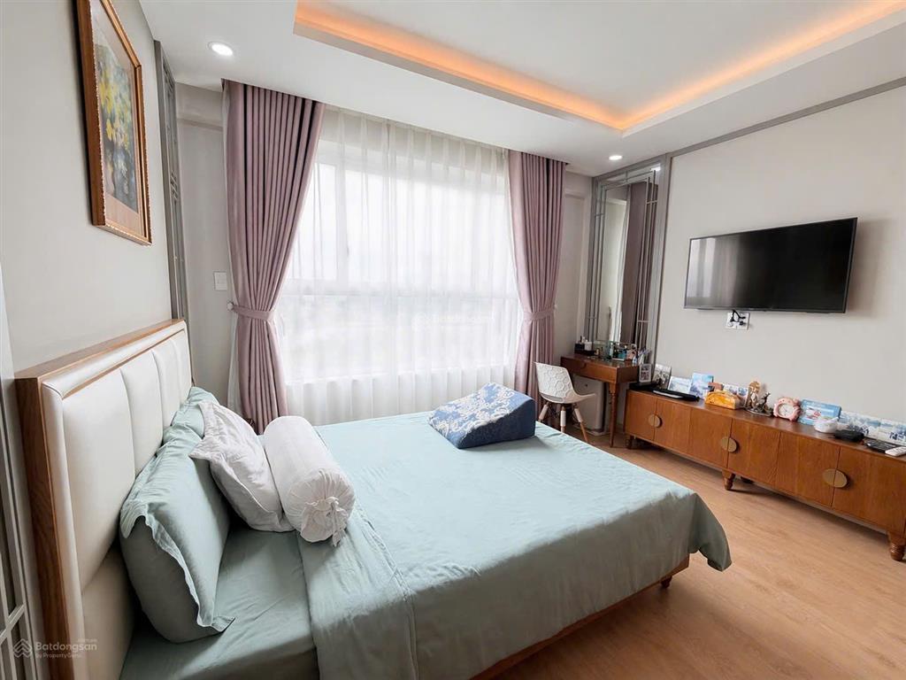 Bán căn hộ 100m2 view xuất sắc, layout hoàn hảo tại sunrise riverside