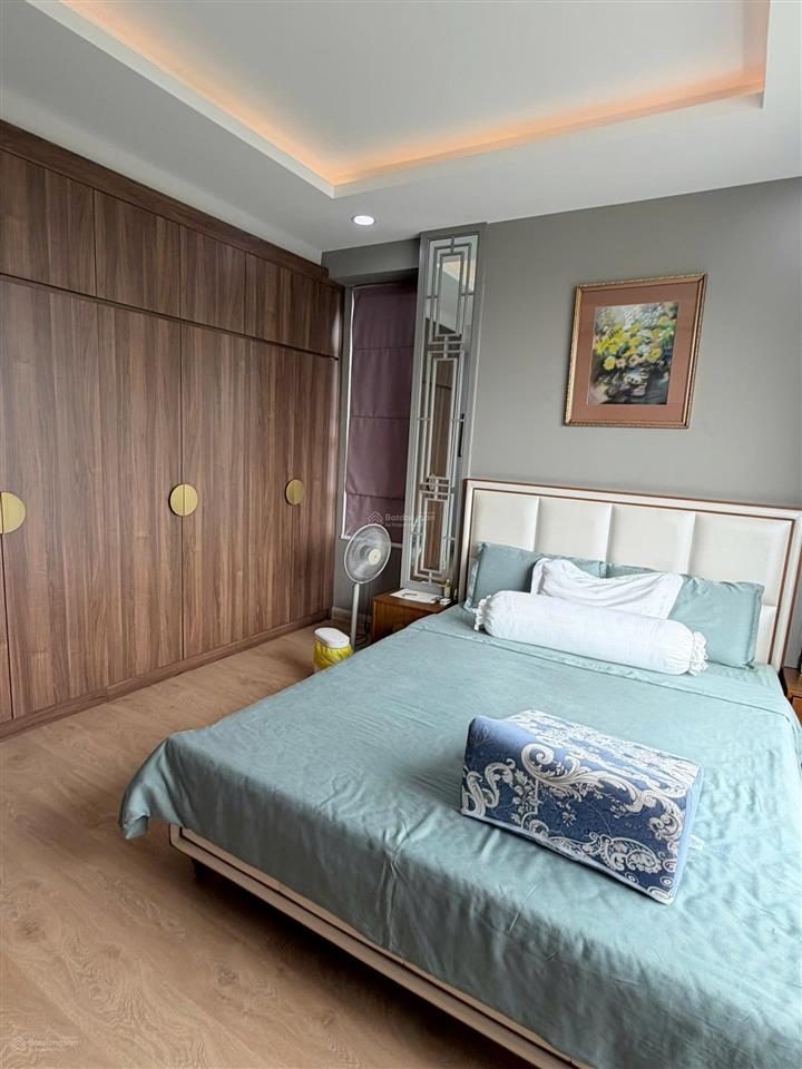 Bán căn hộ 100m2 view xuất sắc, layout hoàn hảo tại sunrise riverside