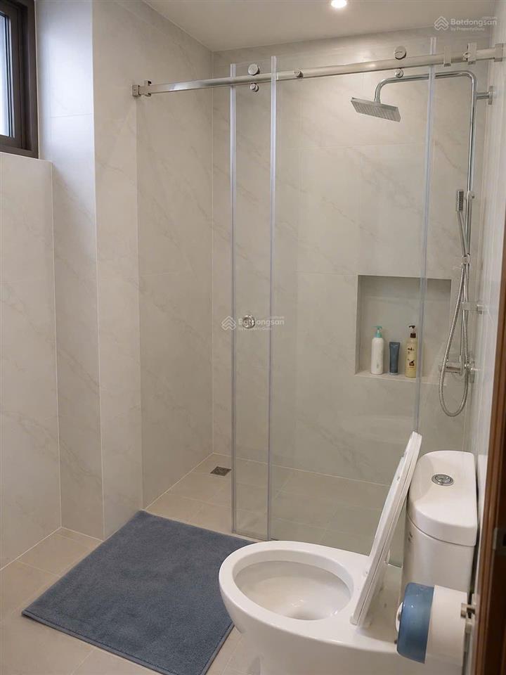 Bán căn hộ 95m2 giá tốt  saigon south residences