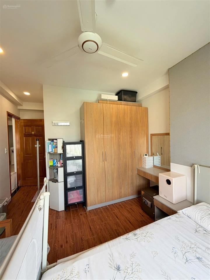 Cần tiền, bán lúa non căn hộ 76m2 saigon south residences, nhà đẹp view đẹp chỉ 5,5 tỷ+