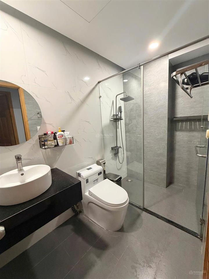 Cần tiền, bán lúa non căn hộ 76m2 saigon south residences, nhà đẹp view đẹp chỉ 5,5 tỷ+