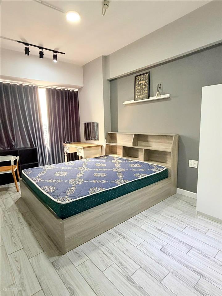 Bán nhanh, giảm thêm  căn hộ 95m2 saigon south residences tầng cao, view thoáng chỉ 6,9 tỷ