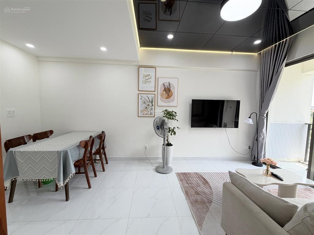Mới  5,3 tỷ sở hữu căn hộ 2pn 2wc saigon south residences, sẵn sổ hồng