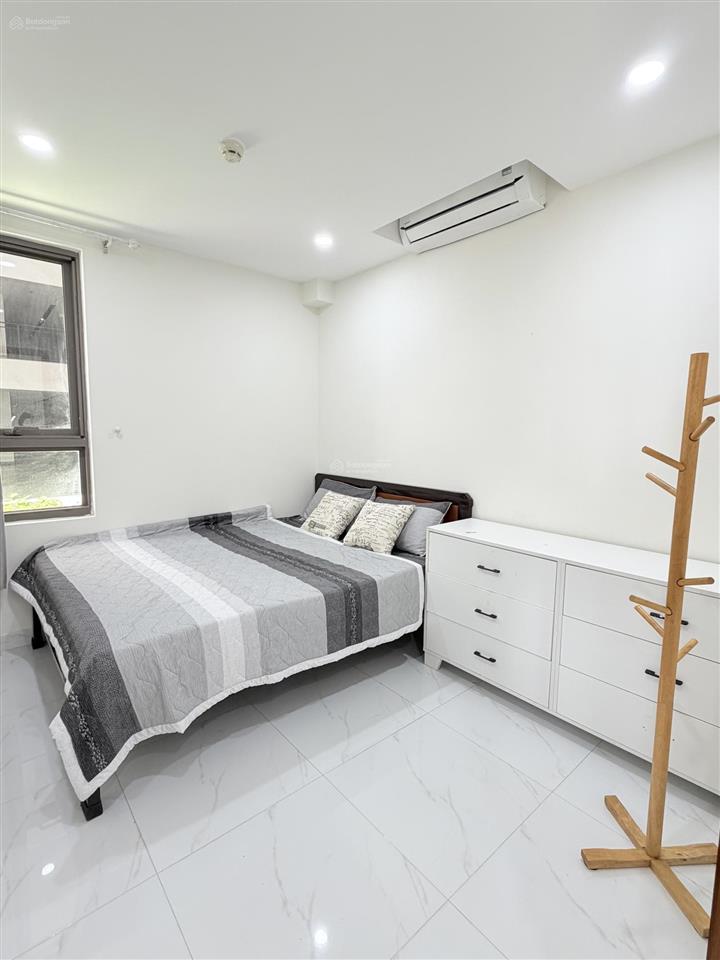 Mới  5,3 tỷ sở hữu căn hộ 2pn 2wc saigon south residences, sẵn sổ hồng