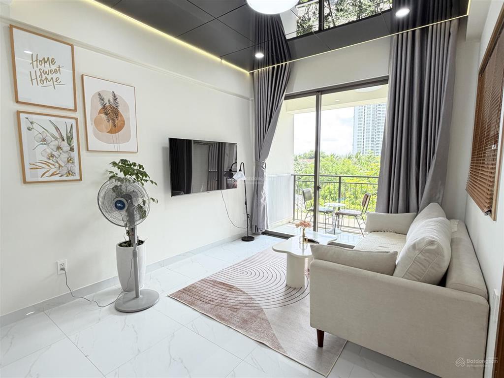 Mới  5,3 tỷ sở hữu căn hộ 2pn 2wc saigon south residences, sẵn sổ hồng