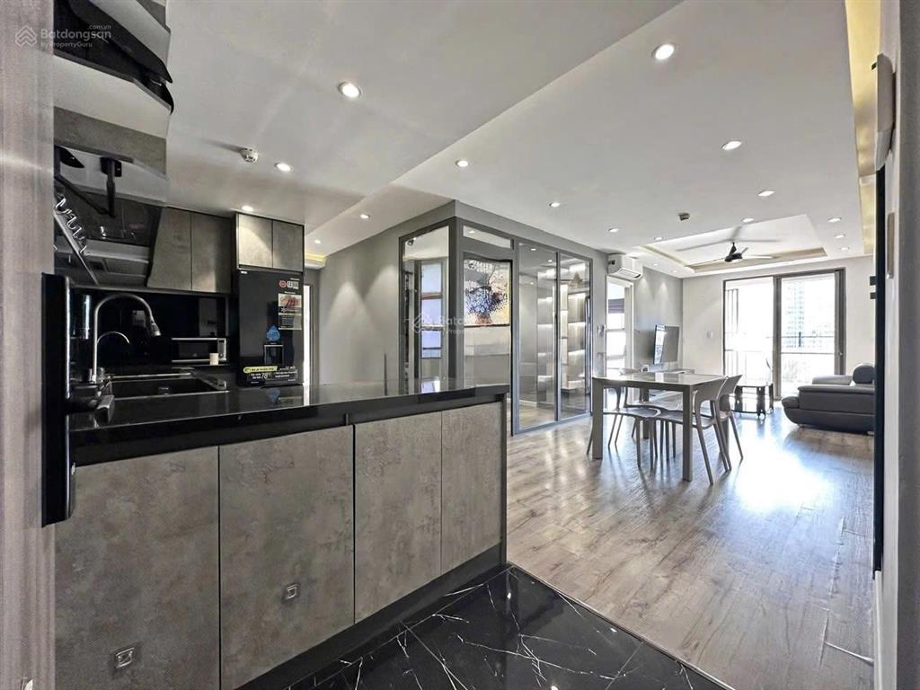 Mới & hiếm  căn hộ saigon south residences, 2 pn diện tích lớn, view nội khu, giá chỉ 5,8 tỷ