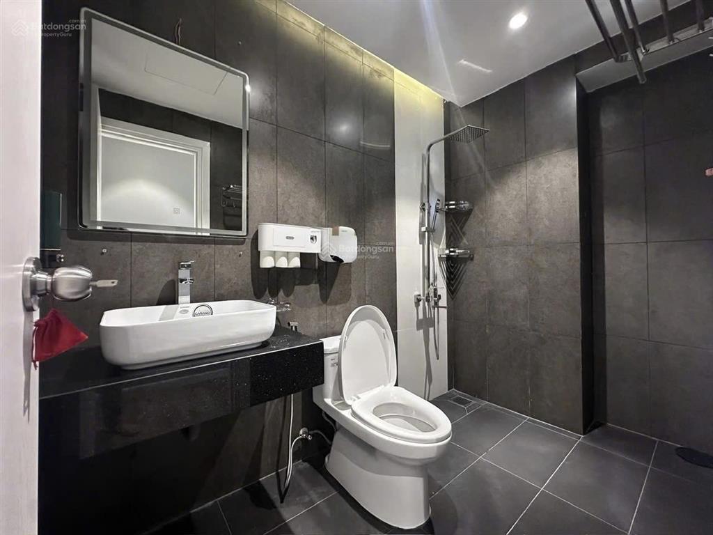 Mới & hiếm  căn hộ saigon south residences, 2 pn diện tích lớn, view nội khu, giá chỉ 5,8 tỷ