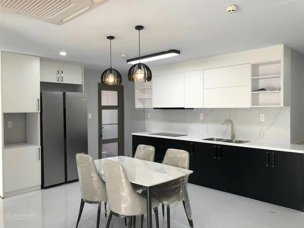 Giá tốt saigon south residences  căn hộ 3 phòng ngủ, đầy đủ nội thất chỉ 6,6 tỷ
