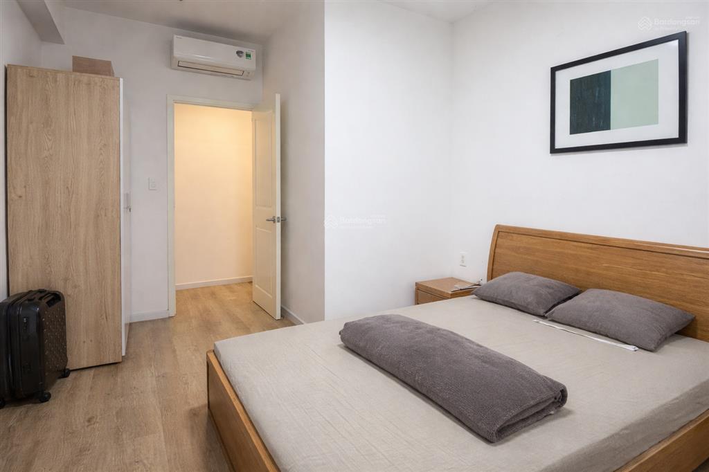 Mới  căn hộ 3 phòng ngủ, view sông và nội khu saigon south residences giá yêu thương