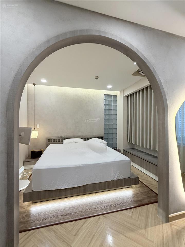 Bán căn hộ 95m2 cao cấp, thiết kế có gu  saigon south residences