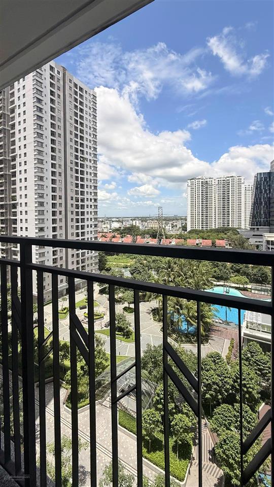 Giá chấn động  chỉ 4,7 tỷ sở hữu căn hộ 2pn 2wc saigon south residences, sẵn sổ hồng