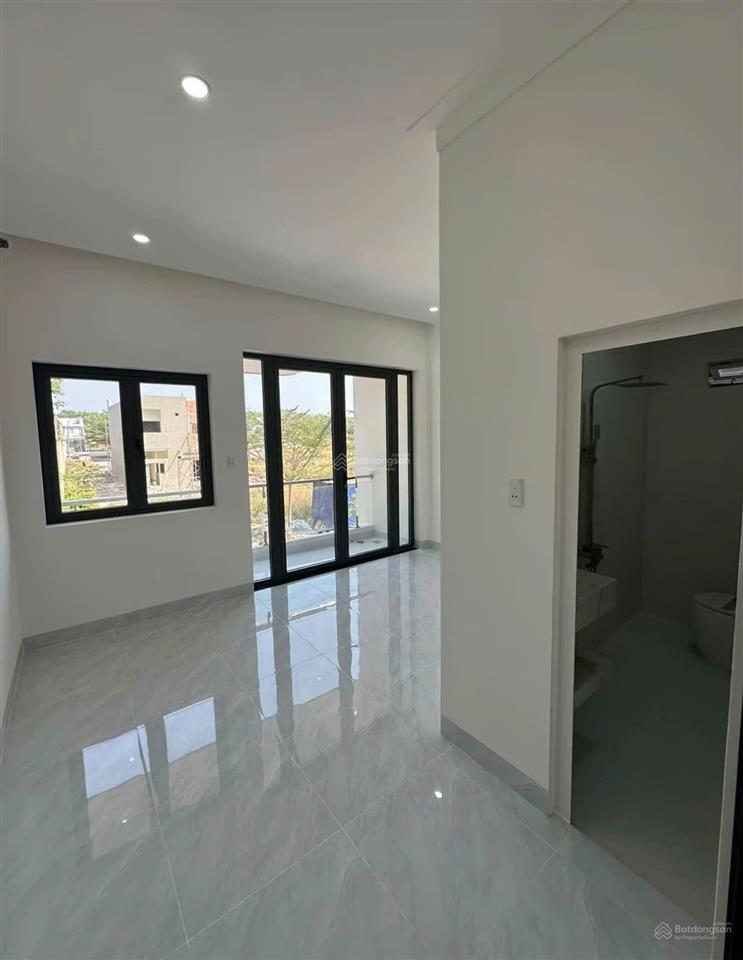 Thanh toán 490tr sỡ hữu nhà ngay trường thcs hội nghĩa vsip3 tân uyên bình dương
