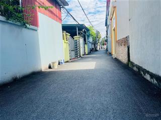 Sót 1 lô dục tú, đón sóng cầu tứ liên  sân bay gia bình giá 75tr/m2  đường thông oto sát tđc