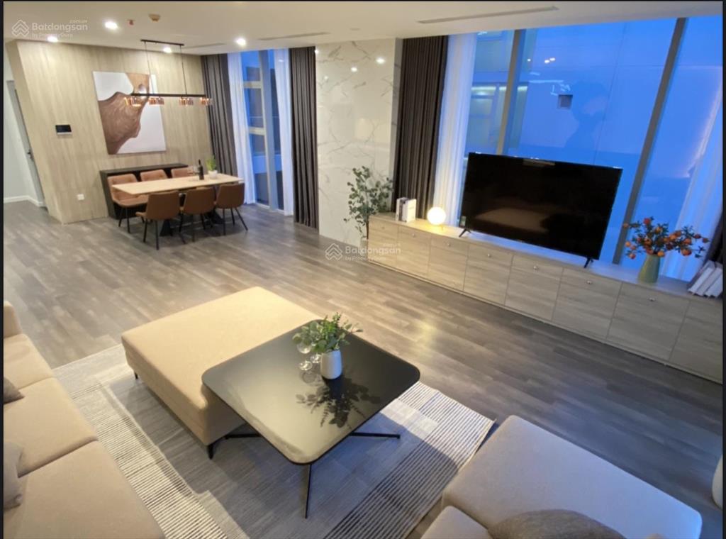 Mở bát căn góc hoa hậu 3pn  131m2  full nt  ss  15,2 tỷ cc the nine