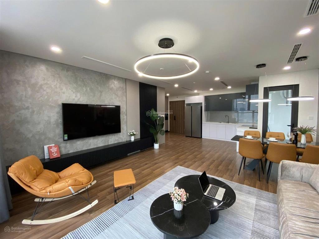 Căn góc hoa hậu 3pn  109,8m2  full nội thất  giá đầu tư tại mipec rubik 360