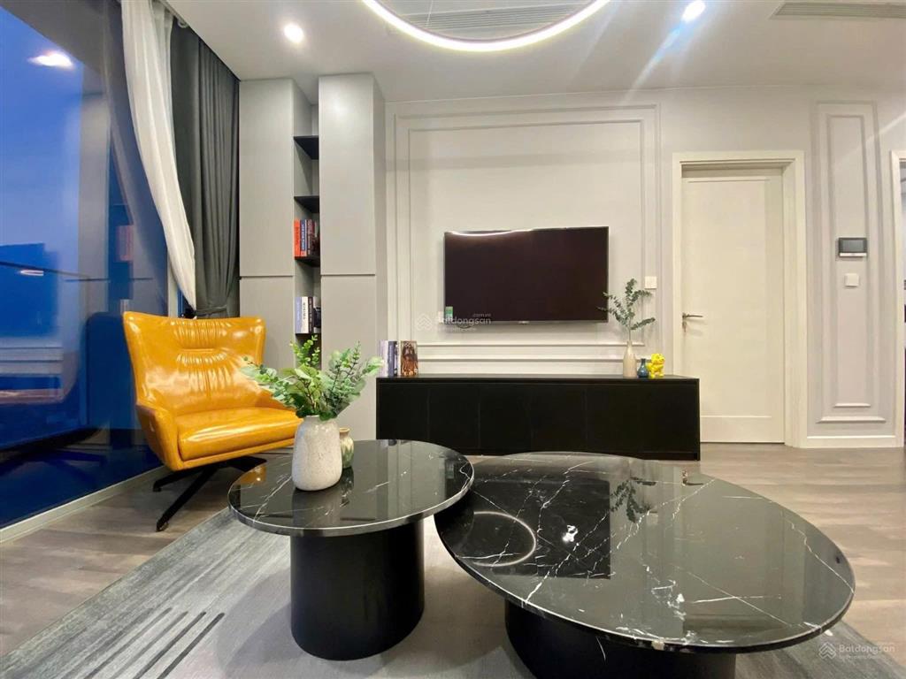 Bán căn 3pn 91,5m2 full nội thất cao cấp tầng cao view thoáng hướng mát tại dự án the nine