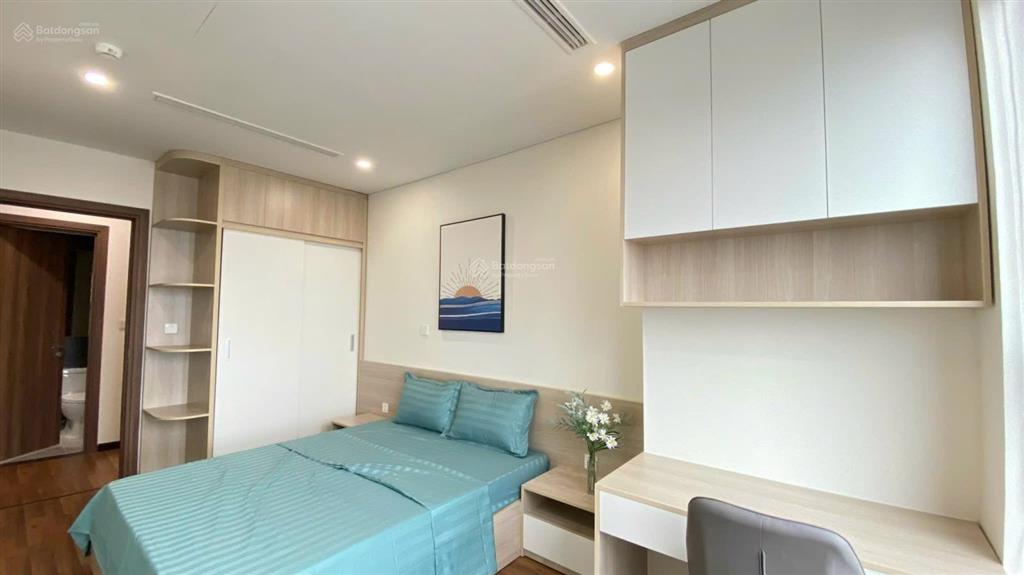 Hạ giá bán nhanh căn 2n 70m full nt tầng cao view thoáng giá tốt mipec rubik 360