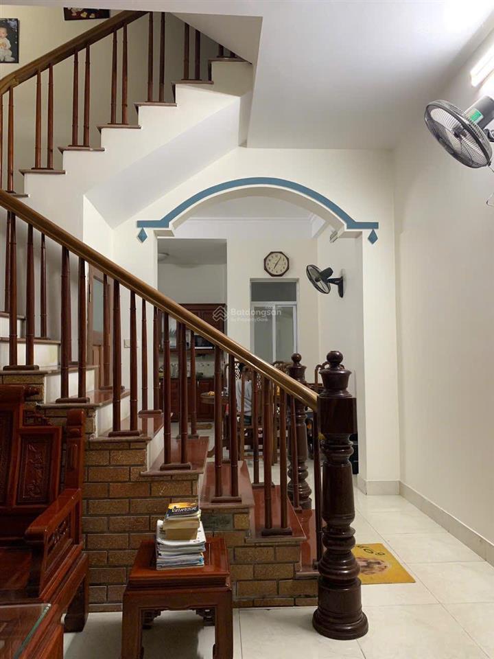 Cho thuê nhà riêng nguyên căn, diện tích 80m x4 tầng khu đô thị văn phú  hà đông