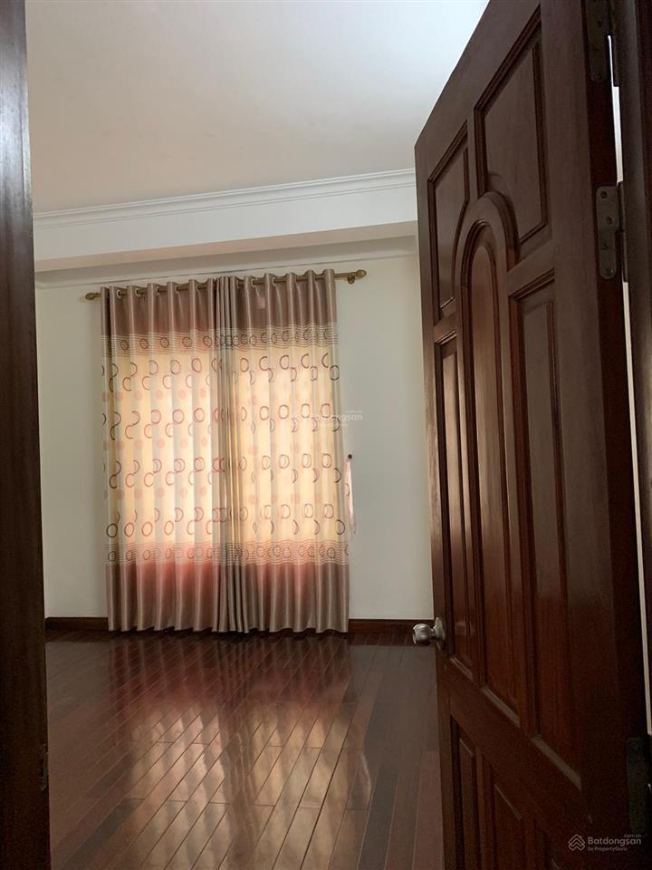 Cho thuê nhà riêng nguyên căn, diện tích 80m x4 tầng khu đô thị văn phú  hà đông