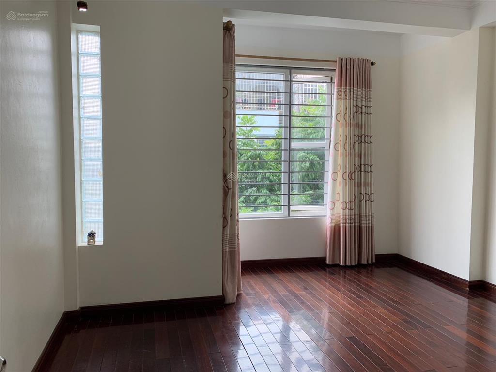 Cho thuê nhà riêng nguyên căn, diện tích 80m x4 tầng khu đô thị văn phú  hà đông