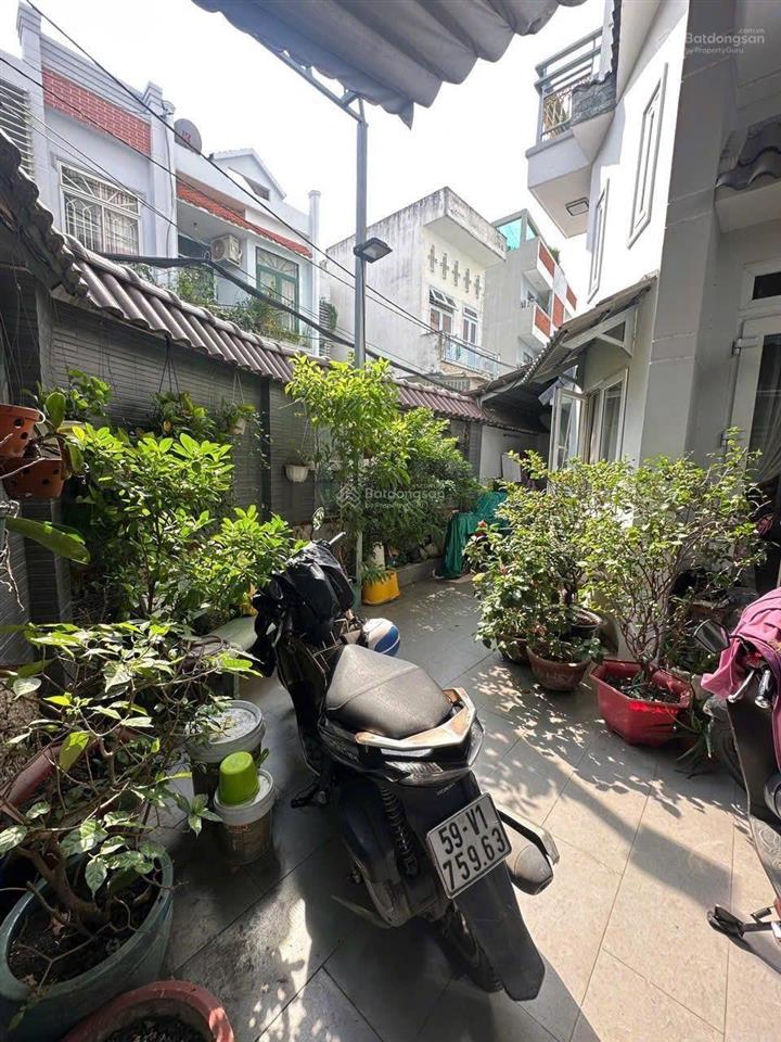 Nhà 5 tầng hxh 1/ thống nhất  dt 6,5x14m  7pn full công năng  giá 9,3t (tl)