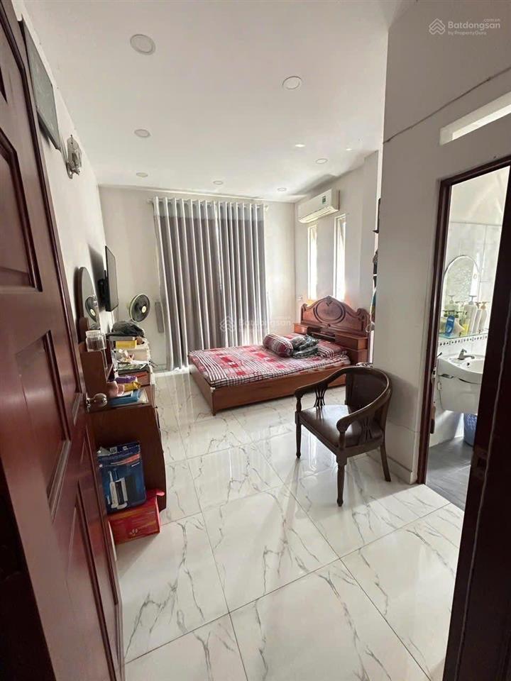 Nhà 5 tầng hxh 1/ thống nhất  dt 6,5x14m  7pn full công năng  giá 9,3t (tl)