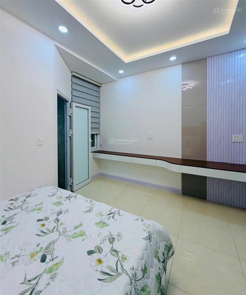 Nhà mới 5 tầng  hxh 10m dương quảng hàm  4,5x9m  full nội thất  7,45 tỷ (tl)