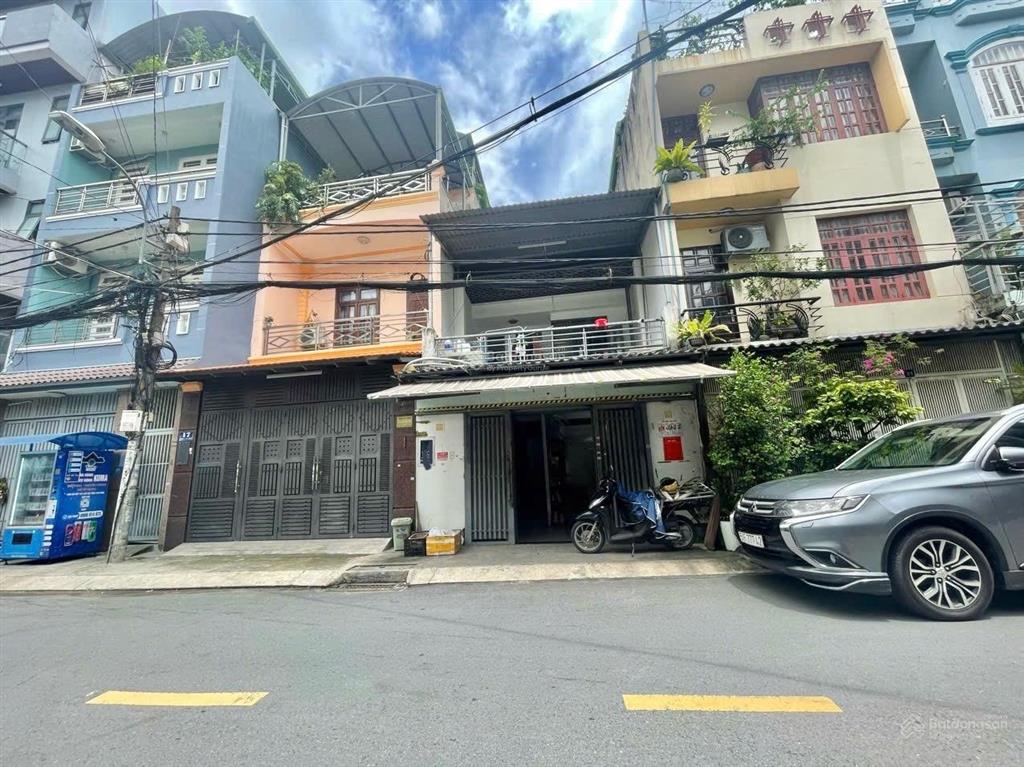 Mt đường số 17 (5x19m) ngay thống nhất. gpxd 7 tầng. giá 9,9 tỷ còn bớt