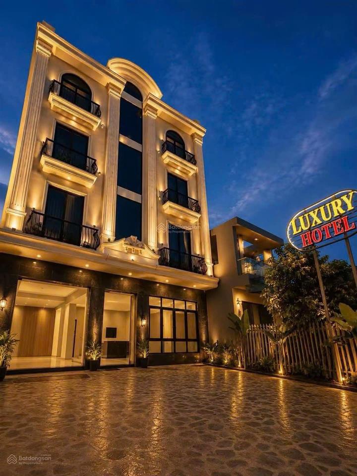Bán luxury hotel trung tâm phường long thành đồng nai