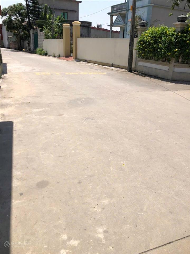 Chính chủ bán đất 950m2 lê đại hành chí linh, mt 18m hướng tây nam (lê đại hành  hải phòng nay)