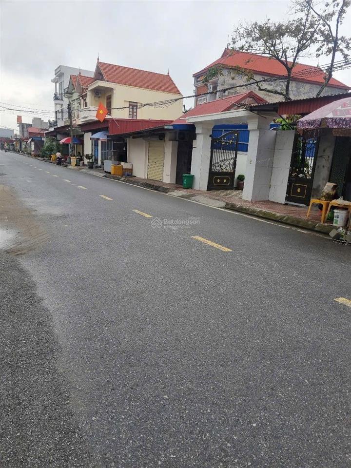 Đấu giá lạng côn đông phương kiến thuỵ gần ga tàu vin homes. 113,3m2 ngang5,5m đường 9m giá 3ty080