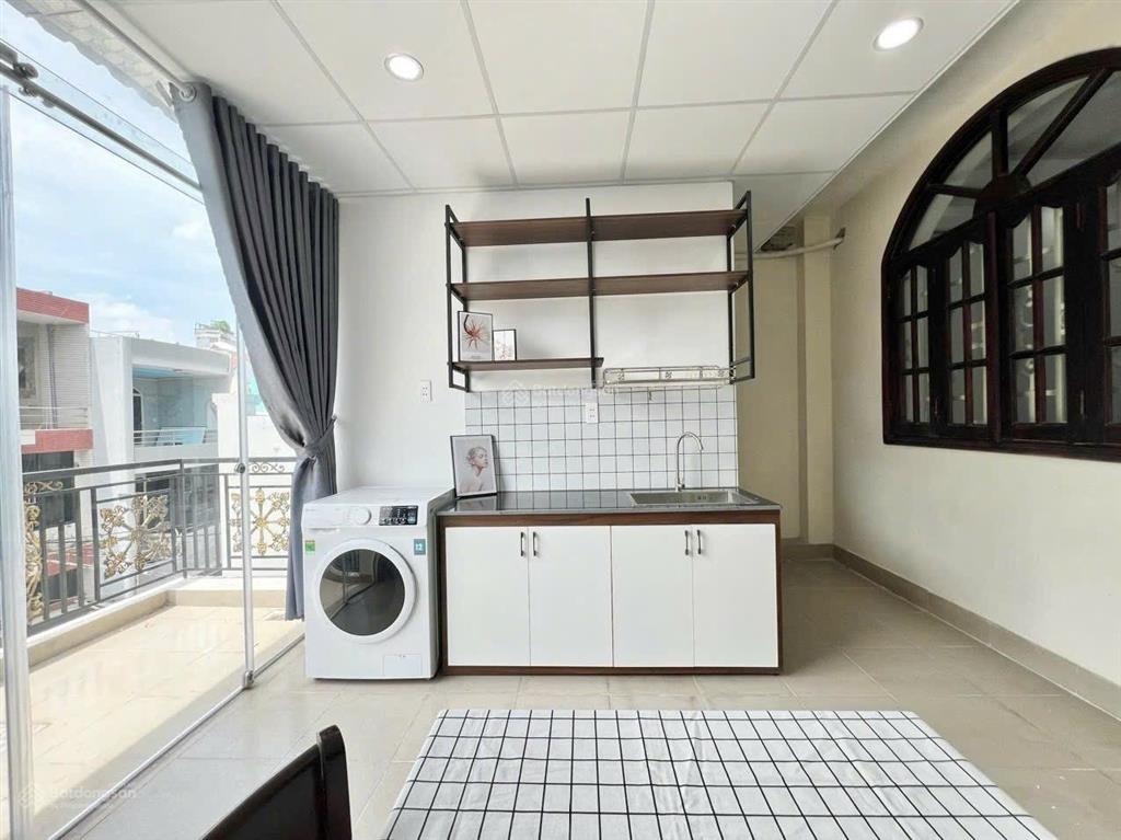 Căn hộ 1pn full nội thất có ban công, máy giặt riêng ngay vòng xoay lăng cha cả  tân bình