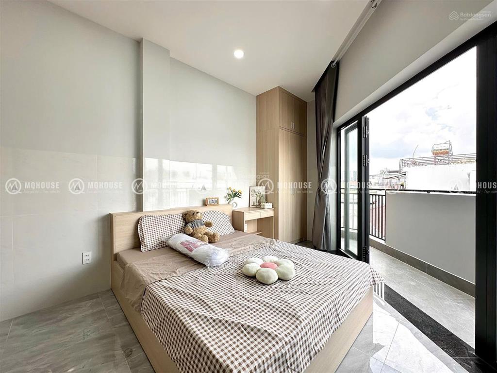 Căn hộ studio full nội thất có ban công siêu thoáng ngay ngã tư bảy hiền  tân bình