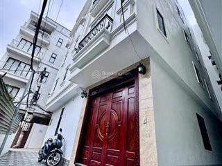 Bán nhà liên mạc mới tinh 5 tầng, lô góc gần cầu thượng cát. chủ bán gấp trước tết 5,3 tỷ