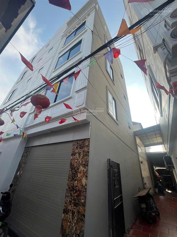 Chính chủ nhờ bán nhà xây mới 6 tầng thang máy lô góc liên mạc, gần cầu thượng cát