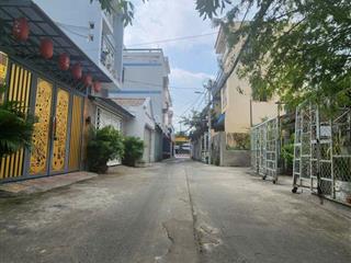 Bán nhà c4, 136m2 (6.5 21), cách mt đường huỳnh tấn phát 20m, hẽm 5m, chỉ 7.7t.