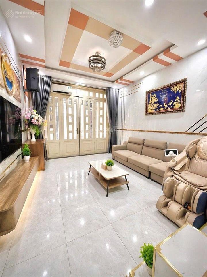 Bán nhà 1 trệt 3 lầu sân thượng  nở hậu tài lộc 4,6x14  ngay hương lộ 2  hẻm 5m  giá nhỉnh 6 tỷ