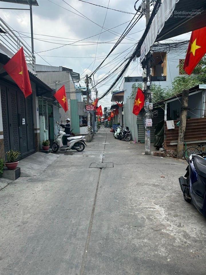 Nhà nở hậu tài lộc vừa ở vừa có 8 phòng cho thuê 20tr/tháng  4x19m 3 tầng  ngay tên lửa  hẻm 5m