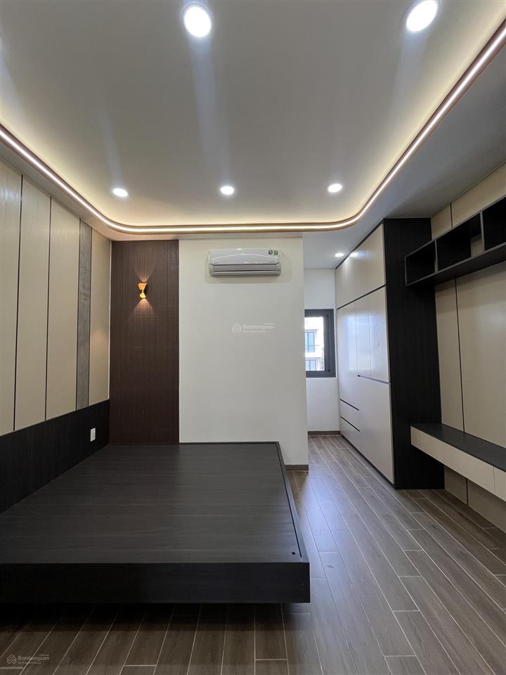 Nhà mới đường nhựa 12m có vỉa hè  5 tầng  4x15  giá 7tỷ8  gần bệnh viện bình tân  hương lộ 2