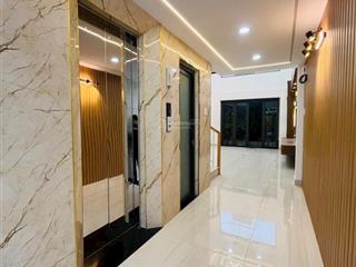 Nhỉnh 7 tỷ  nhà 5 tầng  có thang máy 450kg  4x18m  ngay ngã tư bốn xã  giáp tân phú