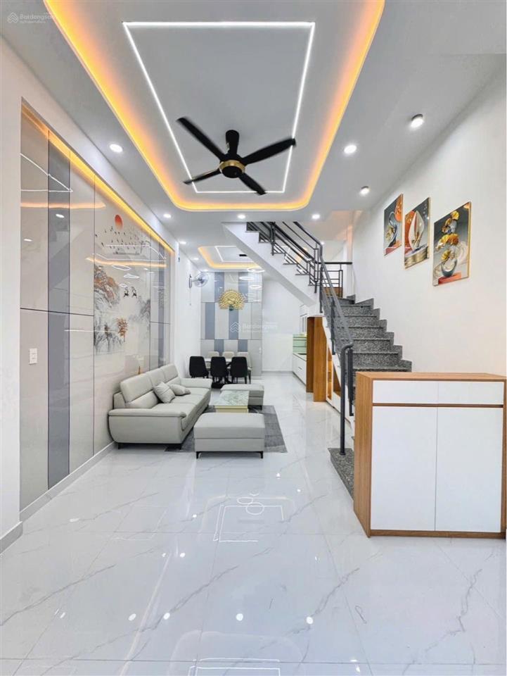 Bán nhà mới 4x10  hẻm 5m  2 tầng  giá nhỉnh 4 tỷ  ngay lê văn quới  bình tân.