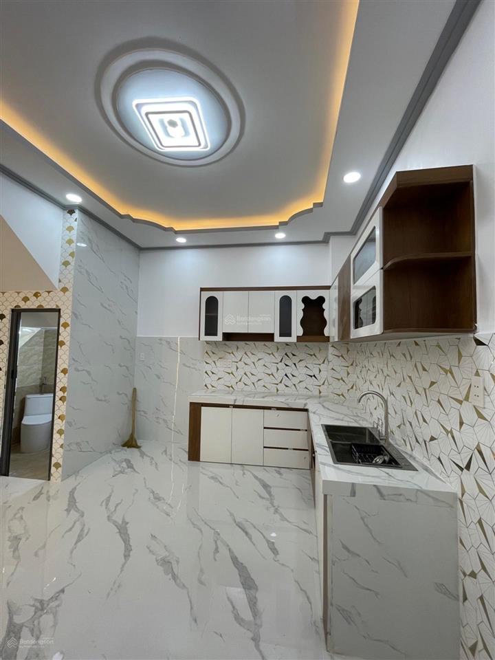 Bán nhà mới tinh đường hồng bàng  quận 6  4,2x13  3 tầng  giá nhỉnh 6 tỷ  hẻm 5m.