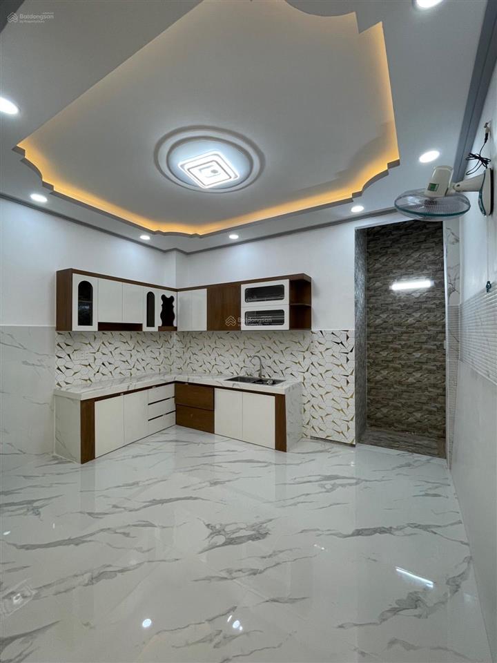 Bán nhà mới tinh đường hồng bàng  quận 6  4,2x13  3 tầng  giá nhỉnh 6 tỷ  hẻm 5m.