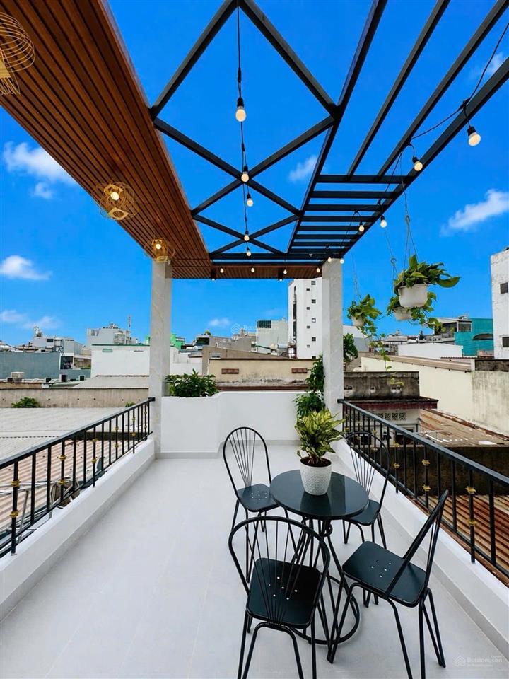 – nhà mới đầy đủ nội thất – hương lộ 2 – giá có 4,x tỷ – mà có sân thượng chill lắm anh chị ơi.