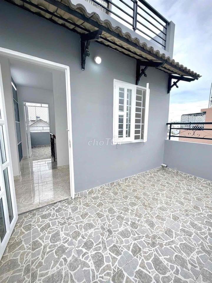 NGAY LÊ VĂN QUỚI - 4 TẦNG 4PN SÂN THƯỢNG DT 4x10, KO QH NHỈNH 5ty xíu