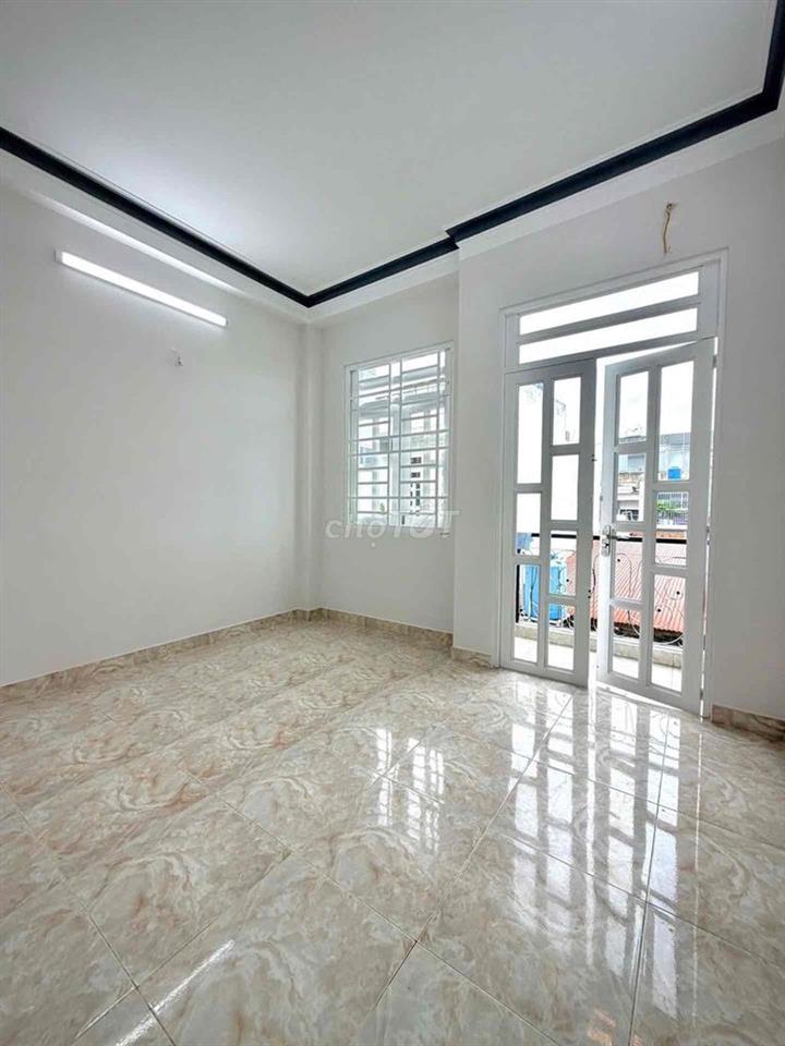 NGAY LÊ VĂN QUỚI - 4 TẦNG 4PN SÂN THƯỢNG DT 4x10, KO QH NHỈNH 5ty xíu
