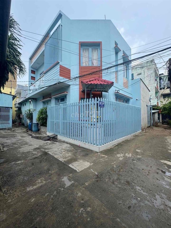 NGAY CHỢ LÊ ĐÌNH CẨN - DT 66M2 (6.6M x 10M), 3 PHÒNG NGỦ, HẺM 6M THÔNG