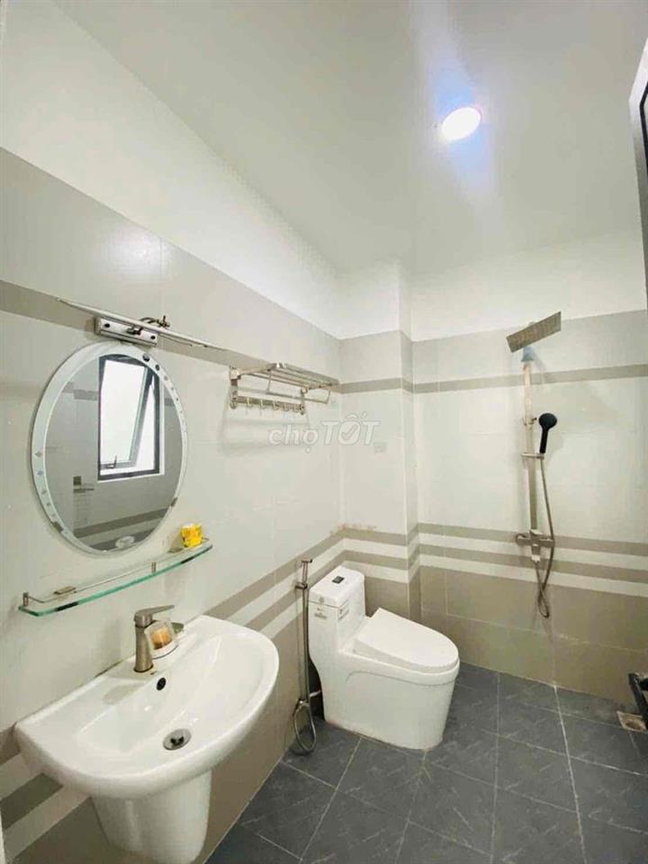 Bán nhà Tỉnh Lộ 10 80m2 (5.1 x 16), 4PN hẻm nhựa 7m, ko quy hoạch